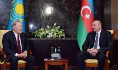 Nursultan Nazarbayev Prezident İlham Əliyevi təbrik edib