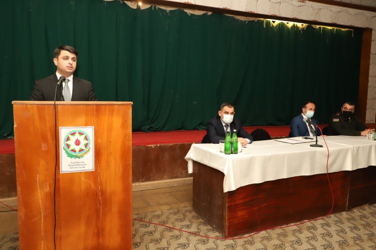 İcra başçısı vətəndaşların problemlərini dinlədi