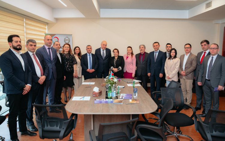 5 saylı mediasiya təşkilatının ictimai təqdimatı olub