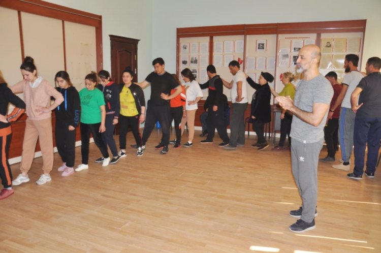 Ustad dərslərinə start verilib