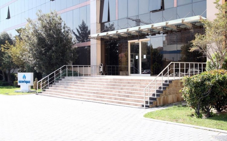 "Azəriqaz" qərarında israrlıdır