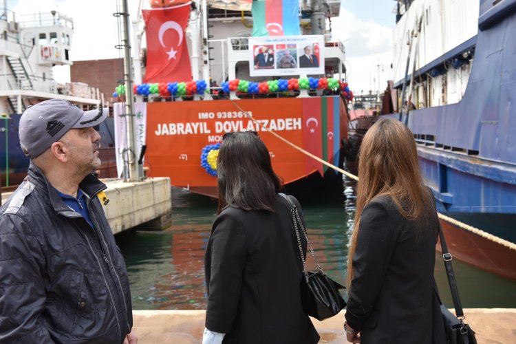 Şəhidin adını daşıyacaq tanker suya buraxıldı