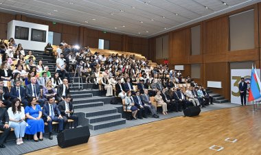 Gənc müəllimlər bir araya toplandı