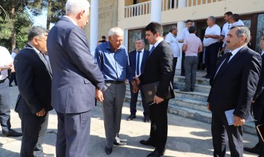 Mirhəsən Seyidov rayon sakinləri ilə görüşüb