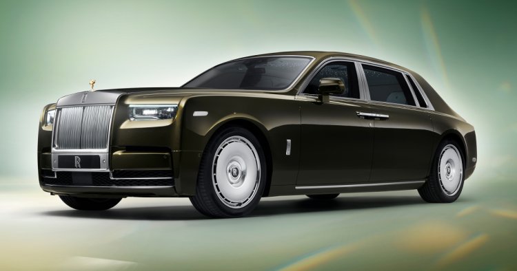 “Bespoke” Heykayələri: “SILENT MOTION” Galereya