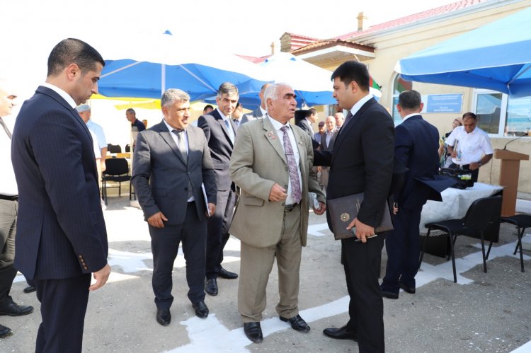 İcra başçısı vətəndaşlarla görüşdü