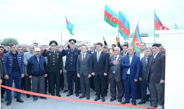 Şəhidlərin xatirə kompleksinin açılışı olub