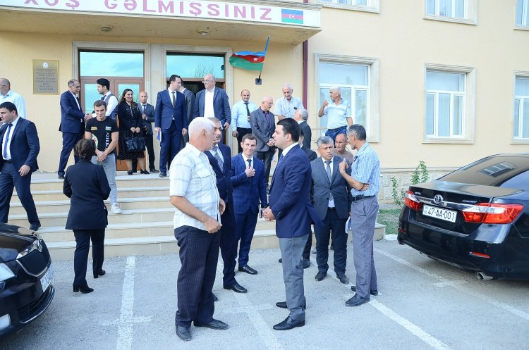 Mirhəsən Seyidov kənd sakinləri ilə görüş keçirib⠀ 