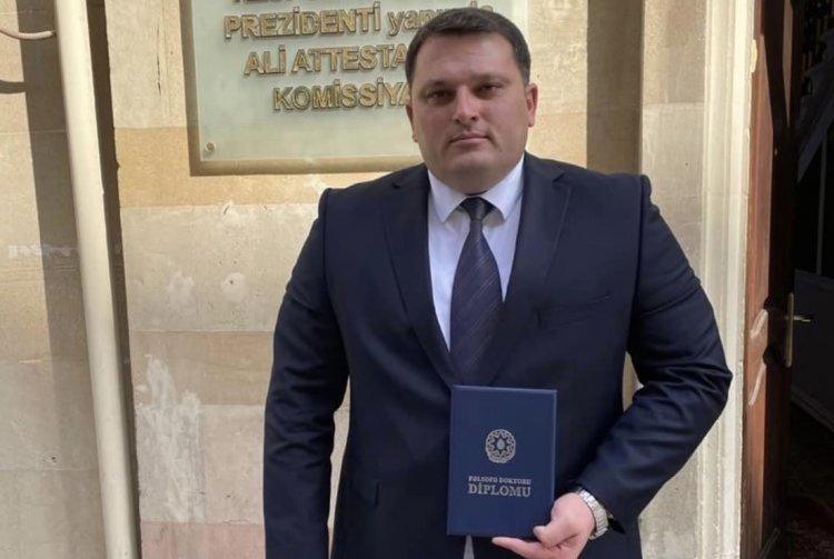 Elmar Allahverdiyevə «Fəlsəfə Doktoru» elmi dərəcəsi verilib