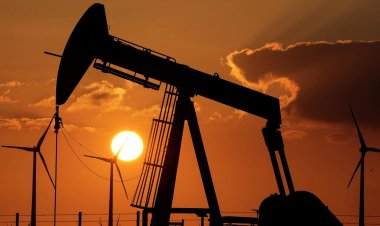 Dünya birjalarında əsas neft brendləri cüzi bahalaşıb