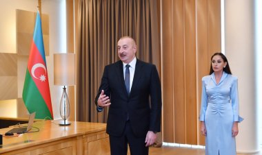 Prezident və xanımı qələbələrini Azərbaycana həsr etmiş Türkiyə idmançıları ilə görüşüblər