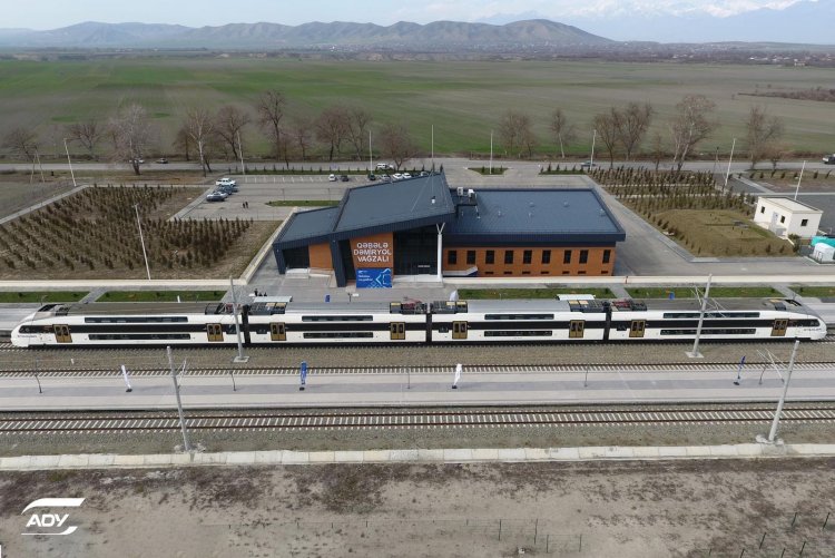 ADY Bakı-Qəbələ-Bakı marşrutu üzrə həftəsonu qatar reyslərinin sayını artırıb