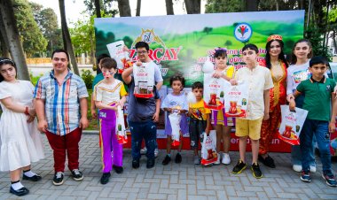 Azerçay uşaqları sevindirib