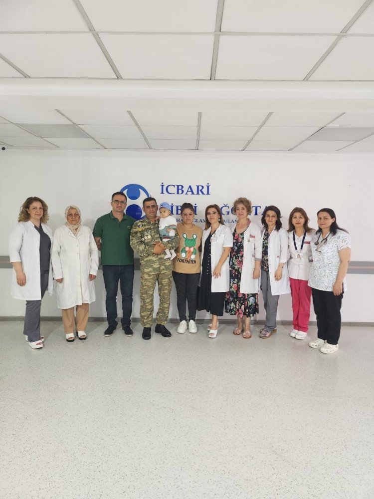 Vətən müharibəsi qazisinin səhhəti ağır olan övladı Uşaq Klinik Xəstəxanasında sağalıb