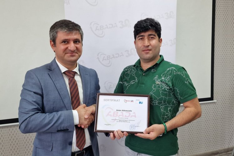 Aslan Abbaszadə ABADA tərəfindən təltif olunub