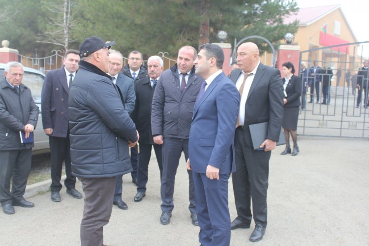 Göygöldə vətəndaşların problemləri həll edilir