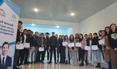 Region gəncləri "startup"larla bağlı maarifləndirilirlər