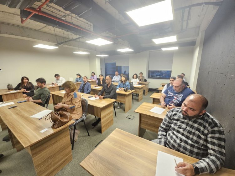 Jurnalistlər üçün təlimə start verildi