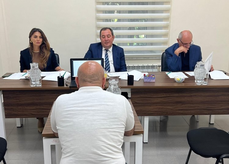 İlkin hazırlıq kursunu başa vuran mediatorların yekun imtahanı keçirilib