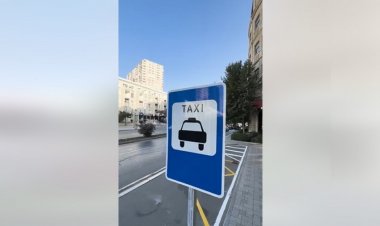 Tbilisi prospektində yeni taksi duracaqları yaradılıb
