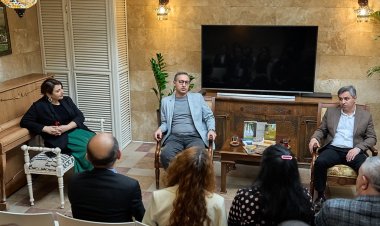 “Nar”dan Ümumdünya Kitab Gününə dəstək