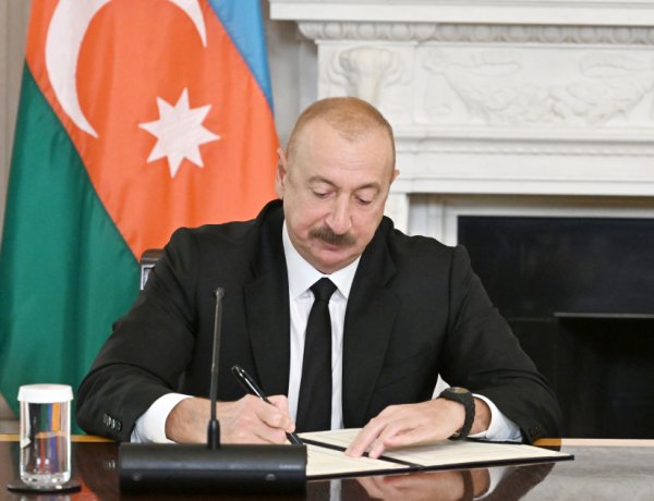 Azərbaycanda hava limanlarının idarə edilməsi qaydası təsdiqlənib