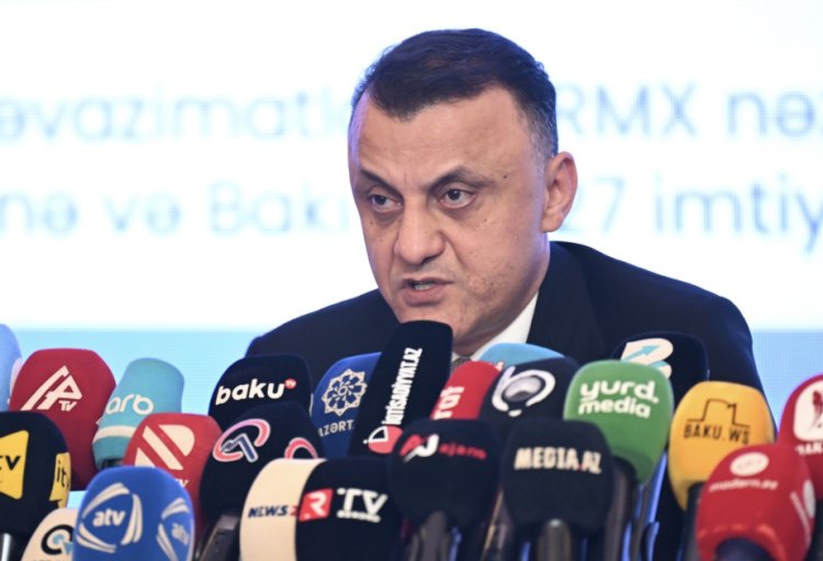 Həkimlərin əmək haqlarının artırılması müzakirə olunur