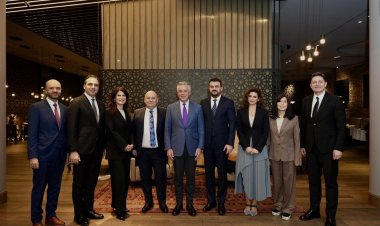 Mastercard şirkətinin strateji inkişaf üzrə vitse-sədri və prezidenti Azərbaycana səfər edib