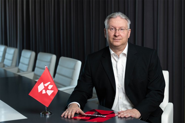 "Bakcell"in baş icraçı direktoru Klaus Müller vəzifəsindən ayrılıb